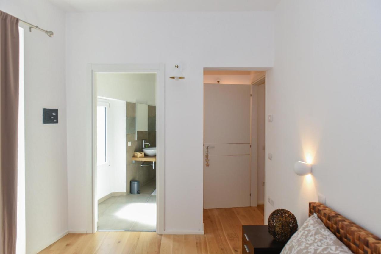 Tatta & Nanna Rooms โอเลียนา ภายนอก รูปภาพ